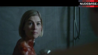 Rosamund Pike Washes Her Bloodied Body in Shower