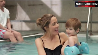 Rose Byrne Sexy in Swimsuit – Adult Beginners