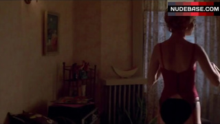 Juliette Lewis Dancing Striptease – Romeo Is Bleeding