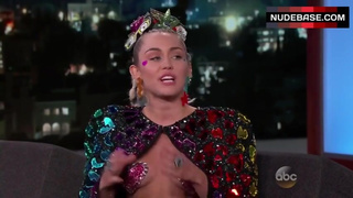 Miley Cyrus No Bra – Jimmy Kimmel Live