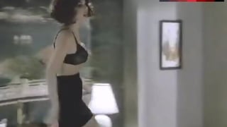 Cristi Conaway Underwear Scene – Attack Of The 50 Ft. Woman