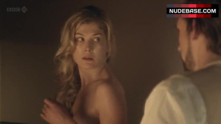 Rosamund Pike Tits Scene – Women In Love