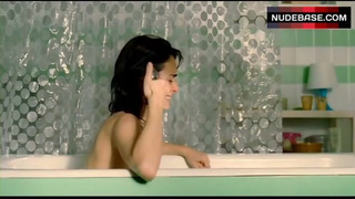 Ana De La Reguera Naked in Bathtub – Asi Del Precipicio