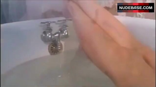 Georgia Hatzis Lying Nude in Bath Tub – Drainiac