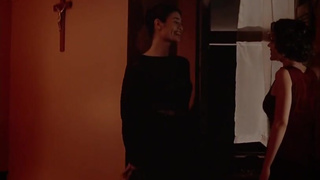 Alyssa Milano - Embrace Of The Vampire real sex scenes in movies
