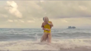 Fighting game takes Pom Klementieff nude to be penetrated in Black Mirror S05E01 softcore sex scene